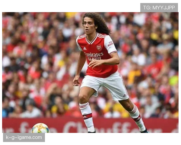 英超劲旅战术革新引热议,老鹰展翅高飞表现亮眼 英超劲旅战术革新引热议,老鹰展翅高飞表现亮眼