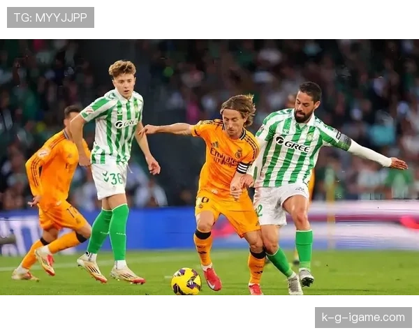 西甲收官战惊现绝杀！逆转球队状态回暖引关注